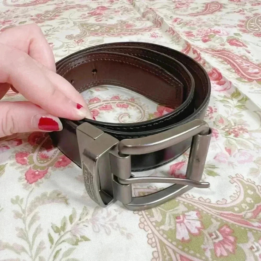 Dickies Men's Black Leather Belt Brown Interior Gunmetal Buckle Size 32